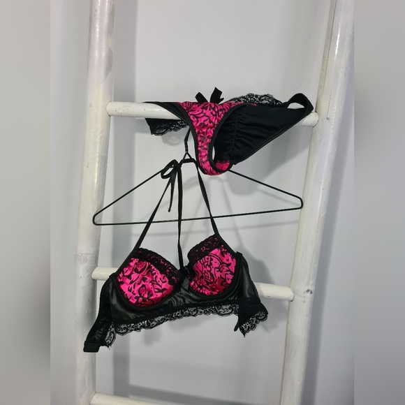 Lingerie 8-10 leather look 😍 - Picture 2 of 10